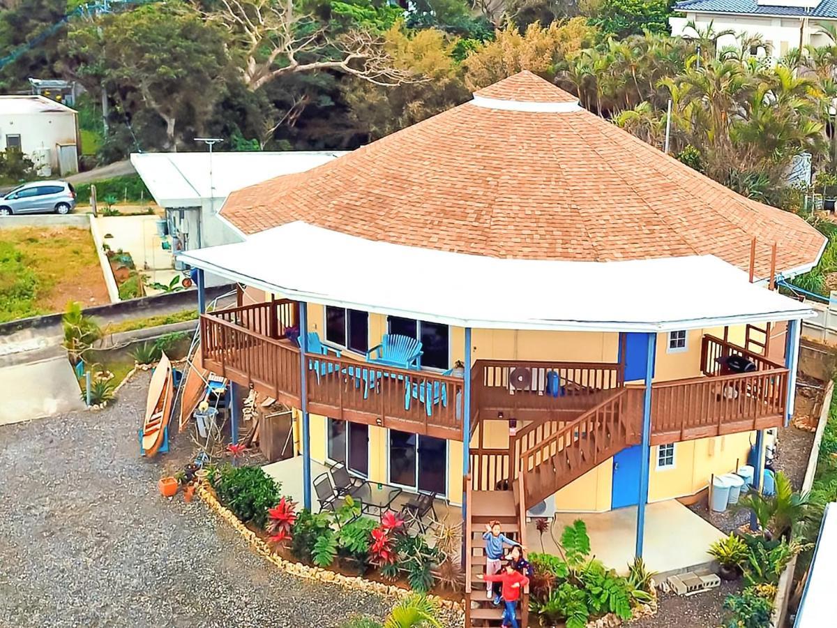 Island Breeze - Round House With Bbq - Wooden Hot Tub - Beach 온나 외부 사진